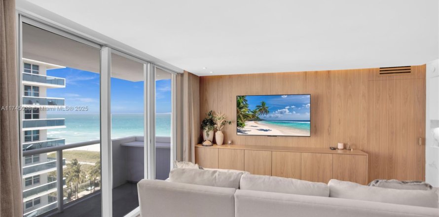 Condo à Surfside, Floride, 2 chambres № 1863363