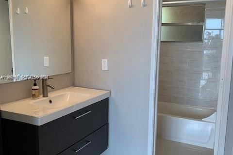 Condo in Davie, Florida, 1 bedroom № 2025993 - photo 16