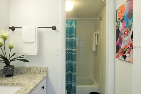 Condominio en alquiler en Tampa, Florida, 1 dormitorio, 65.68 m2 № 1517496 - foto 11