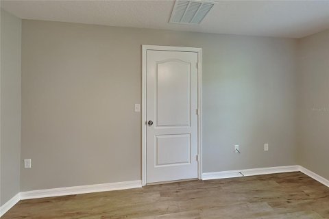 Villa ou maison à louer à Deltona, Floride: 3 chambres, 129.97 m2 № 2121110 - photo 8