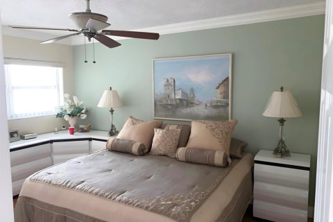 Condo in Fort Lauderdale, Florida, 2 bedrooms  № 2242275 - photo 8