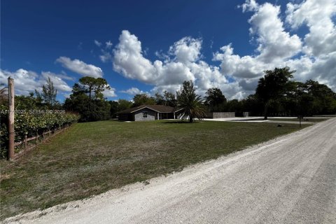 Villa ou maison à vendre à Palm Beach, Floride: 3 chambres, 193.14 m2 № 2057166 - photo 2