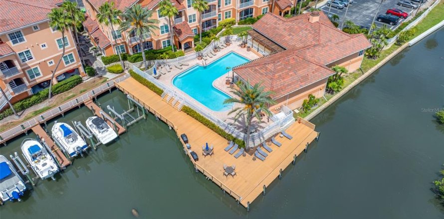 Condo à Tampa, Floride, 1 chambre  № 2351670