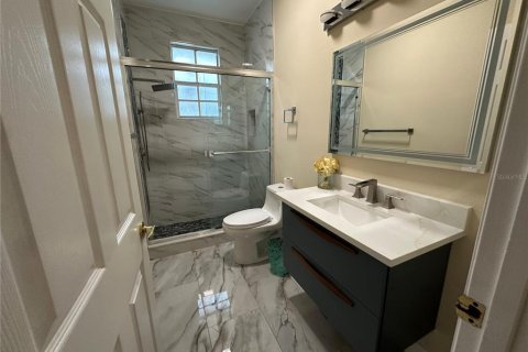 Villa ou maison à louer à Belle Isle, Floride: 5 chambres, 305.18 m2 № 1893738 - photo 21
