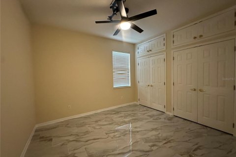 Villa ou maison à louer à Belle Isle, Floride: 5 chambres, 305.18 m2 № 1893738 - photo 25