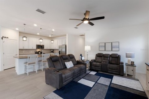 Casa en venta en Bradenton, Florida, 3 dormitorios, 177.26 m2 № 1828350 - foto 9