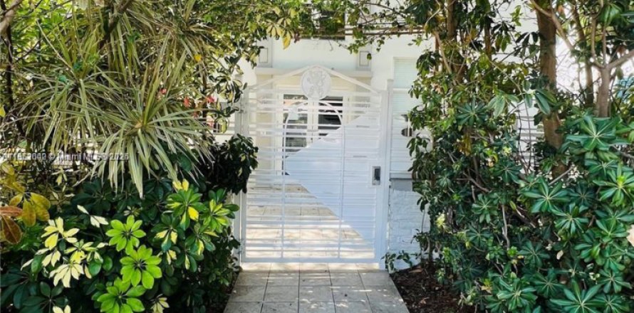 Condo à Miami Beach, Floride, 1 chambre № 1877587