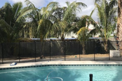 House in Ocean Ridge, Florida 4 bedrooms, 324.32 sq.m. № 1139082 - photo 1