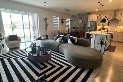 Casa en alquiler en Kissimmee, Florida, 4 dormitorios, 230.77 m2 № 1780556 - foto 14