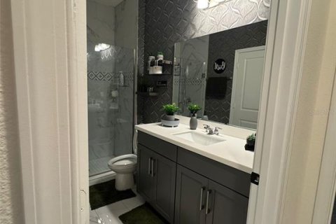Casa en alquiler en Kissimmee, Florida, 4 dormitorios, 230.77 m2 № 1780556 - foto 18