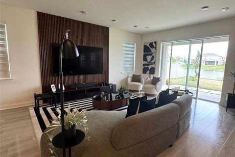 Casa en alquiler en Kissimmee, Florida, 4 dormitorios, 230.77 m2 № 1780556 - foto 12