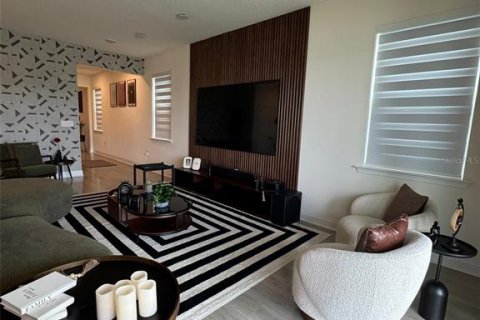 Casa en alquiler en Kissimmee, Florida, 4 dormitorios, 230.77 m2 № 1780556 - foto 11