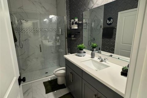 Casa en alquiler en Kissimmee, Florida, 4 dormitorios, 230.77 m2 № 1780556 - foto 17