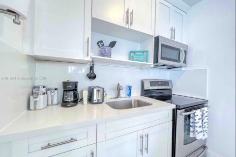 Copropriété à vendre à Hollywood, Floride: 1 chambre, 44.59 m2 № 2013567 - photo 7