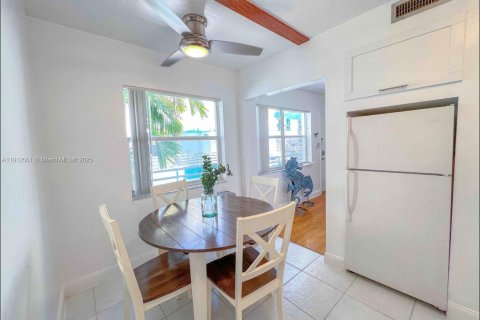 Copropriété à vendre à Hollywood, Floride: 1 chambre, 44.59 m2 № 2013567 - photo 6