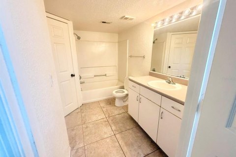 Copropriété à louer à Orlando, Floride: 2 chambres, 81.2 m2 № 2284637 - photo 4