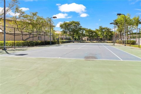 Townhouse in Riviera Beach, Florida 3 bedrooms, 97.45 sq.m. № 2035938 - photo 3