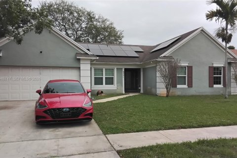 Casa en Miramar, Florida 4 dormitorios, 186.64 m2 № 2003680