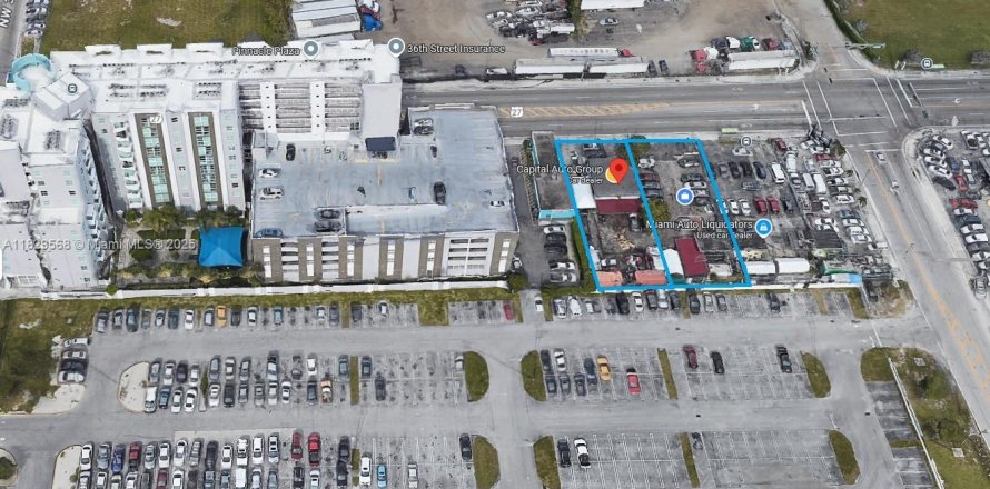 Коммерческая недвижимость в Майами, Флорида № 2035414