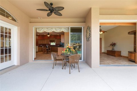 House in Wildwood, Florida 3 bedrooms, 239.04 sq.m. № 2348256 - photo 18