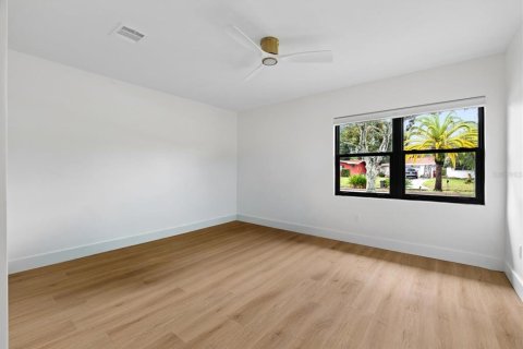 Villa ou maison à vendre à Belleair Bluffs, Floride: 4 chambres, 289.3 m2 № 2414937 - photo 27
