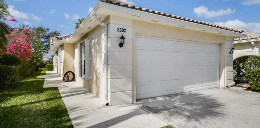 Villa ou maison à Hobe Sound, Floride 2 chambres, 141.77 m2 № 998465