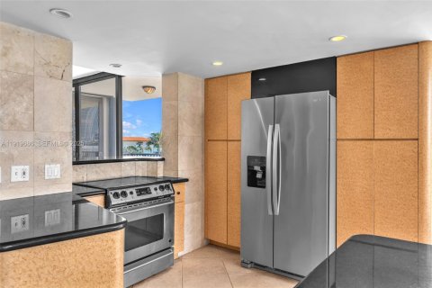 Купить кондоминиум в Майами-Бич, Флорида 2 спальни, 133.78м2, № 1983531 - фото 18