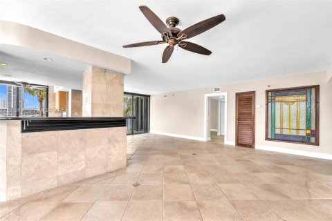 Купить кондоминиум в Майами-Бич, Флорида 2 спальни, 133.78м2, № 1983531 - фото 12