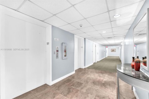 Купить кондоминиум в Майами-Бич, Флорида 2 спальни, 133.78м2, № 1983531 - фото 4