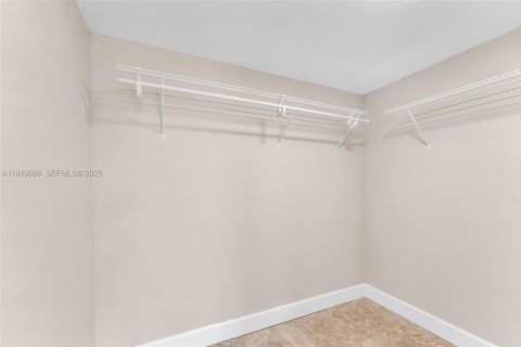 Купить кондоминиум в Майами-Бич, Флорида 2 спальни, 133.78м2, № 1983531 - фото 30