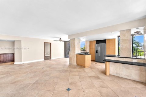 Купить кондоминиум в Майами-Бич, Флорида 2 спальни, 133.78м2, № 1983531 - фото 16