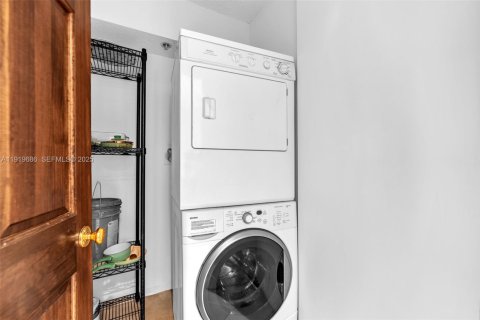 Купить кондоминиум в Майами-Бич, Флорида 2 спальни, 133.78м2, № 1983531 - фото 6