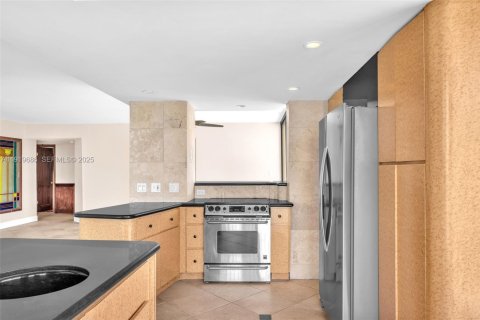 Купить кондоминиум в Майами-Бич, Флорида 2 спальни, 133.78м2, № 1983531 - фото 19