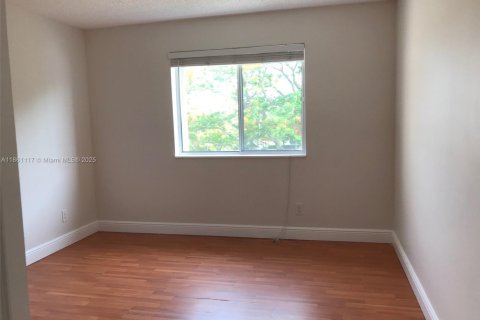 Condominio en venta en Miami, Florida, 2 dormitorios, 82.78 m2 № 2012569 - foto 10