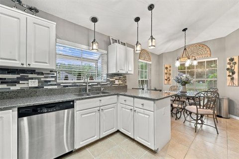 Villa ou maison à vendre à New Port Richey, Floride: 2 chambres, 167.78 m2 № 2388652 - photo 22