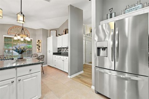 Villa ou maison à vendre à New Port Richey, Floride: 2 chambres, 167.78 m2 № 2388652 - photo 21