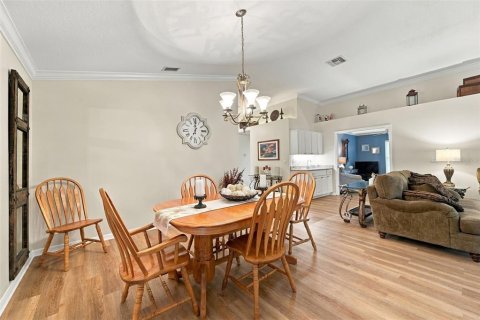 Villa ou maison à vendre à New Port Richey, Floride: 2 chambres, 167.78 m2 № 2388652 - photo 15