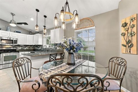 Villa ou maison à vendre à New Port Richey, Floride: 2 chambres, 167.78 m2 № 2388652 - photo 24