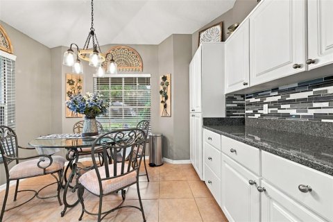 Villa ou maison à vendre à New Port Richey, Floride: 2 chambres, 167.78 m2 № 2388652 - photo 23