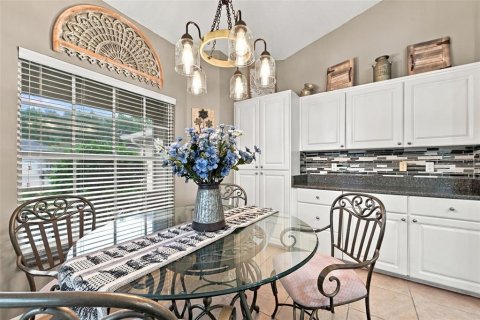 Villa ou maison à vendre à New Port Richey, Floride: 2 chambres, 167.78 m2 № 2388652 - photo 27