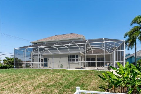 Купить виллу или дом в Брейдентон, Флорида 9 комнат, 322.37м2, № 2220460 - фото 18