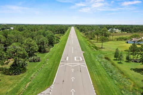 Villa ou maison à vendre à Port St. Lucie, Floride: 4 chambres, 236.25 m2 № 1962779 - photo 7