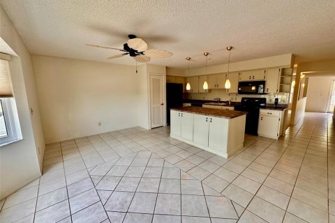 Condominio en venta en Clearwater, Florida, 2 dormitorios, 156.08 m2 № 2117581 - foto 10