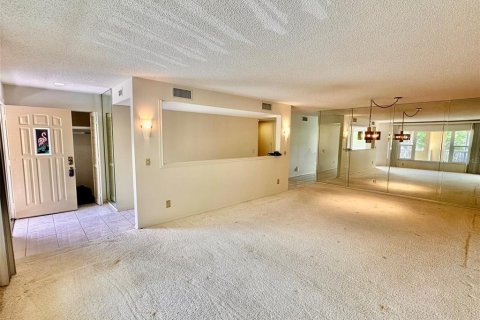 Condominio en venta en Clearwater, Florida, 2 dormitorios, 156.08 m2 № 2117581 - foto 4