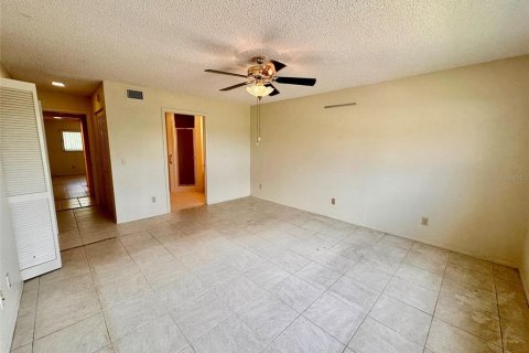 Condominio en venta en Clearwater, Florida, 2 dormitorios, 156.08 m2 № 2117581 - foto 16