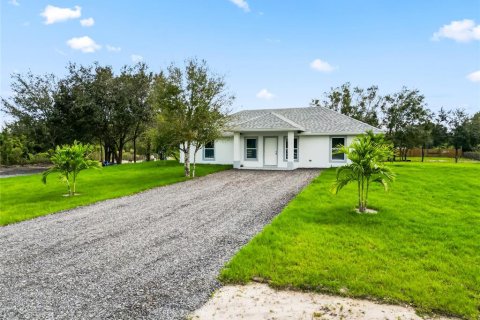 Villa ou maison à vendre à Okeechobee, Floride: 3 chambres, 115.94 m2 № 1519887 - photo 1