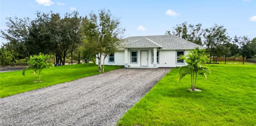 Villa ou maison à Okeechobee, Floride 3 chambres, 115.94 m2 № 1519887