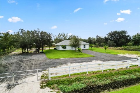 Villa ou maison à vendre à Okeechobee, Floride: 3 chambres, 115.94 m2 № 1519887 - photo 2