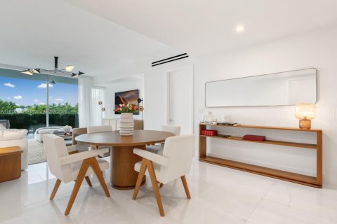 Condominio en venta en Bal Harbour, Florida, 2 dormitorios, 162.76 m2 № 2034184 - foto 6