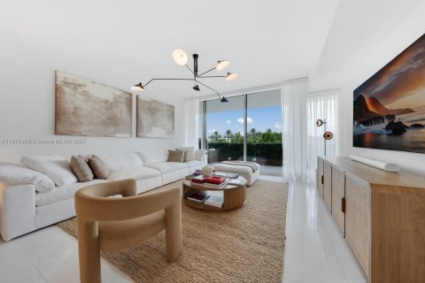 Condominio en venta en Bal Harbour, Florida, 2 dormitorios, 162.76 m2 № 2034184 - foto 4